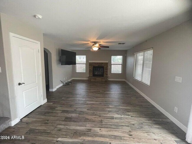 Building Photo - 20918 N 37th Way