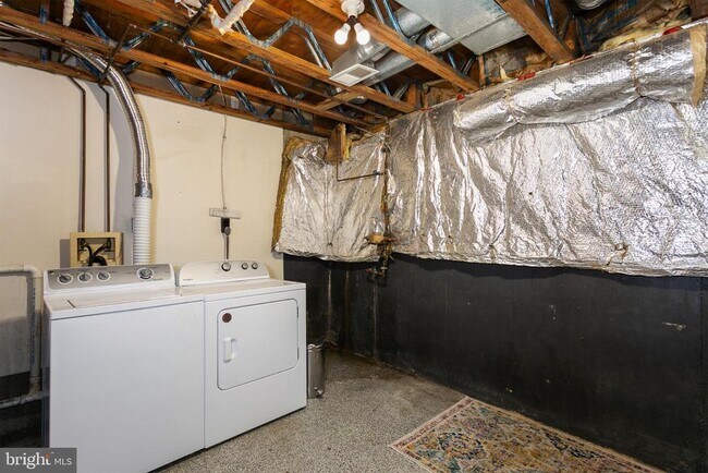 Building Photo - 14 Tivoli Lake Ct