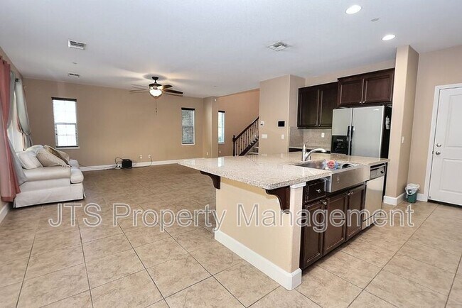 Building Photo - 1427 Bicker Cir