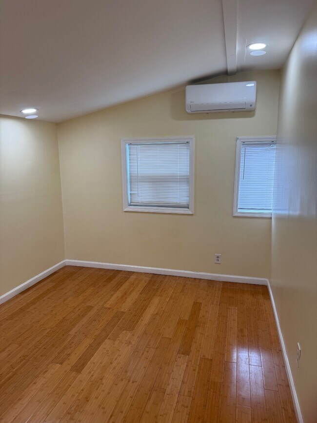 Building Photo - 45XX Carpenter Ave