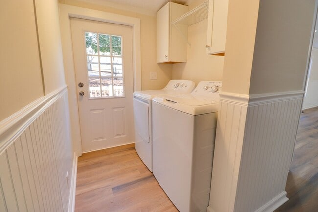 Building Photo - 1022 Bridgetown Ct