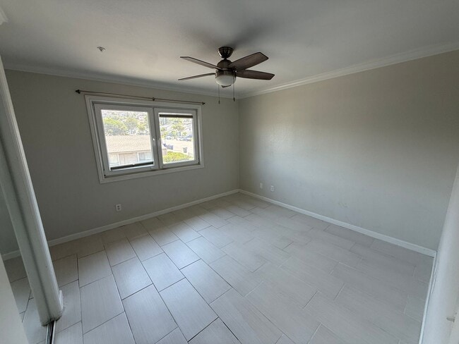 Building Photo - Modern 3 Bedroom, 2.5 Bath Two-Story Townh...