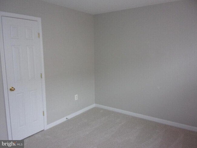 Building Photo - 11844 Breton Ct