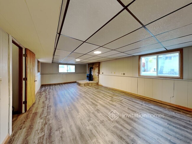 Building Photo - 3720 Roseberry Pl