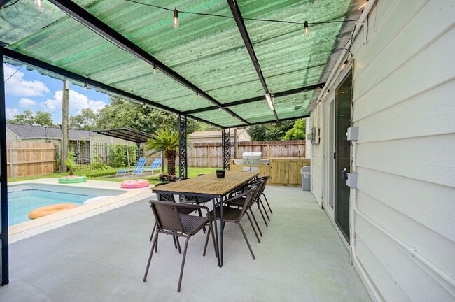 Building Photo - 12434 Mylla St
