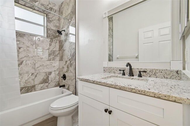 Building Photo - 3311 Stonebridge Trail