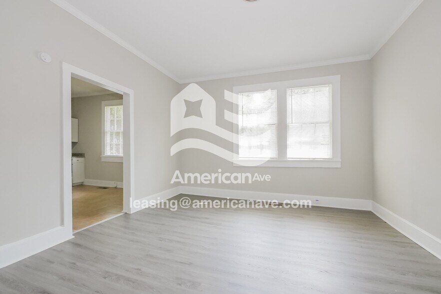 Building Photo - 12 Woodland Cir