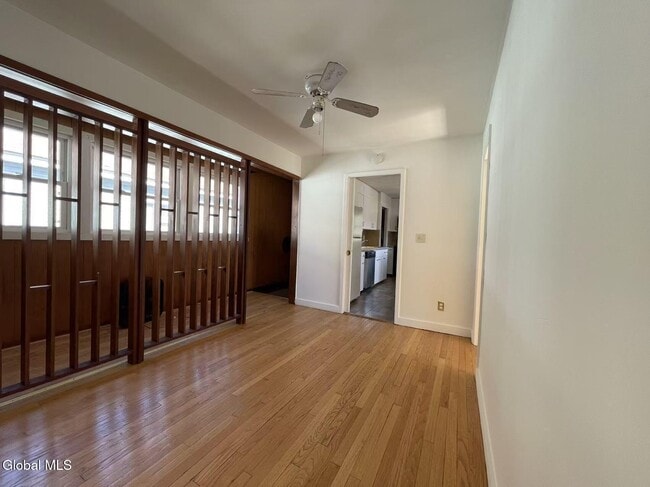 Building Photo - 1725 Union St