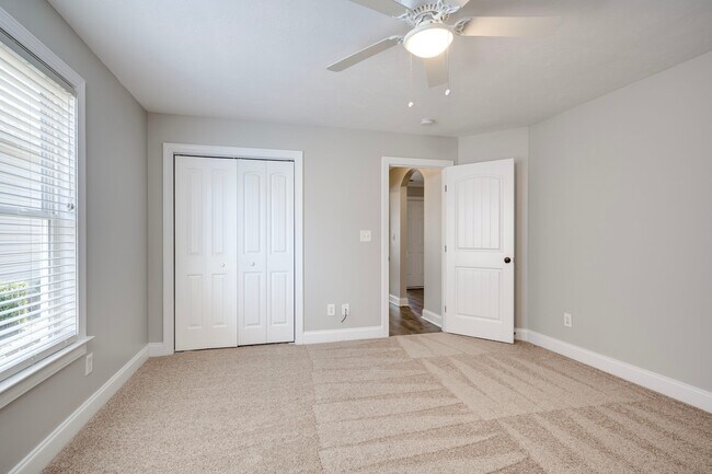 Building Photo - 635 Shipley Ave