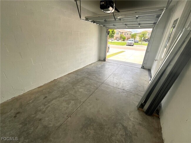 Building Photo - 14067 Oviedo Pl