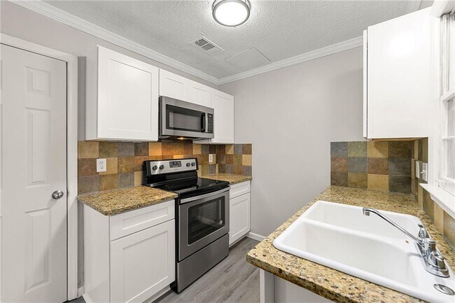 Building Photo - 218 Mill Creek Pl