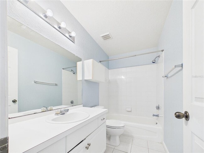 Building Photo - 16310 Fairford Palms Ct