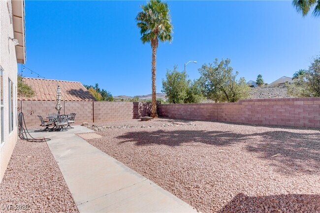 Building Photo - 2259 Smokey Sky Dr