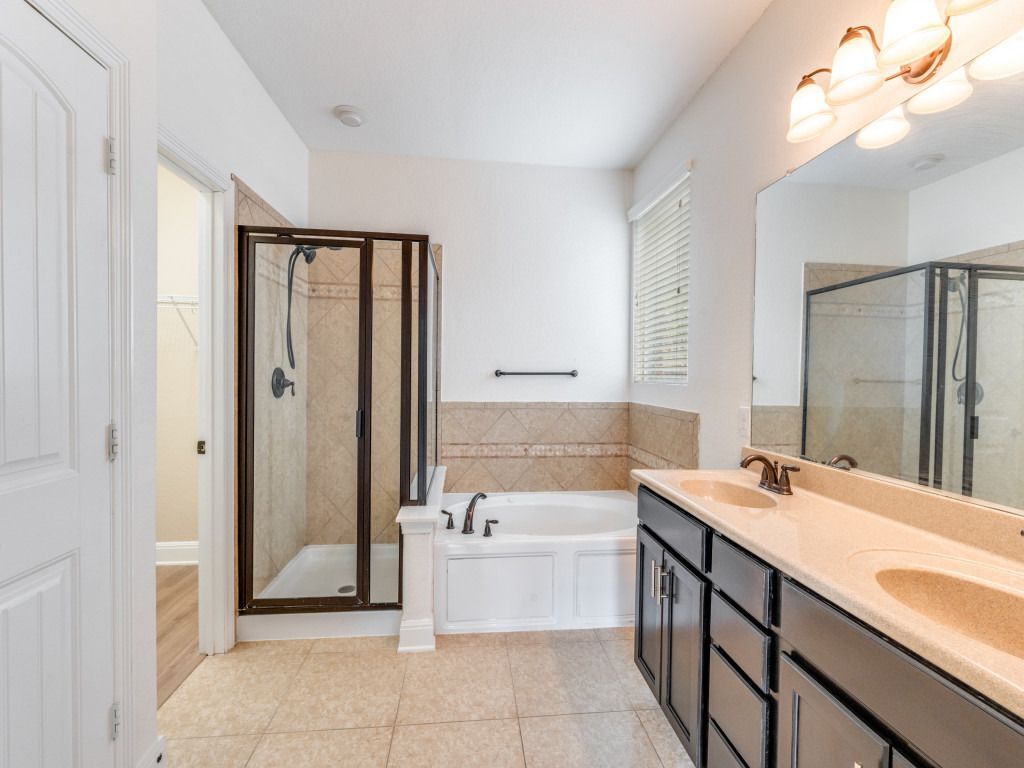 Building Photo - 229 Gardner