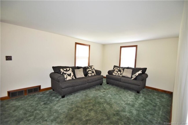 Building Photo - 55 Old Turnpike Rd