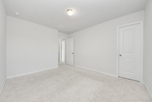 Building Photo - 4919 Purple Wisteria Ln