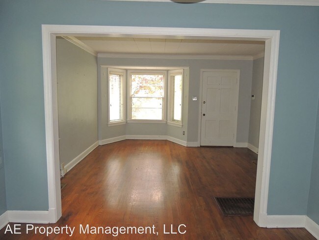 Building Photo - 119 S Greer St