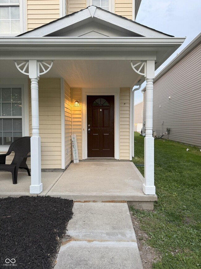 Building Photo - 2327 Bristol Dr