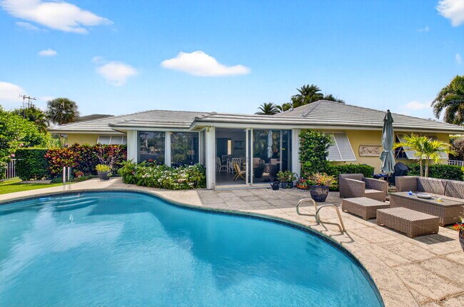 Building Photo - 30 Spanish River Dr