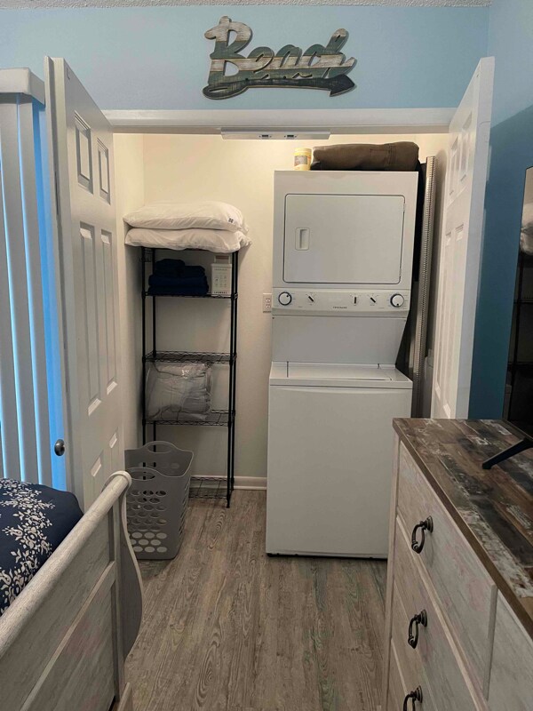 Building Photo - 503 China's Cove