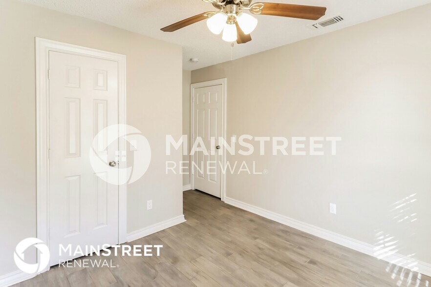 Building Photo - 2517 Dove Creek Ln