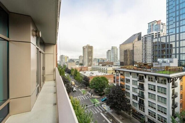 Building Photo - 1 bedroom in Seattle WA 98121