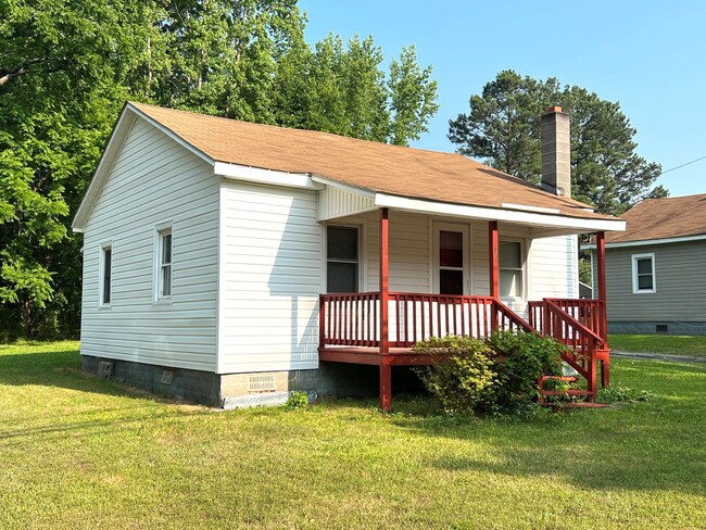 Building Photo - Cozy 2 bedroom 1 bath in Emporia