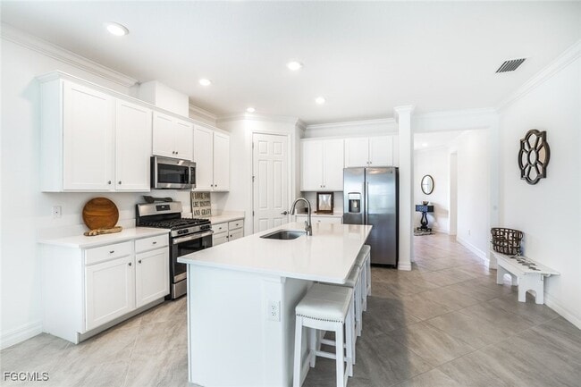 Building Photo - 42090 Lake Timber Dr