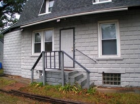 Building Photo - 2233 Buchanan Ave SW