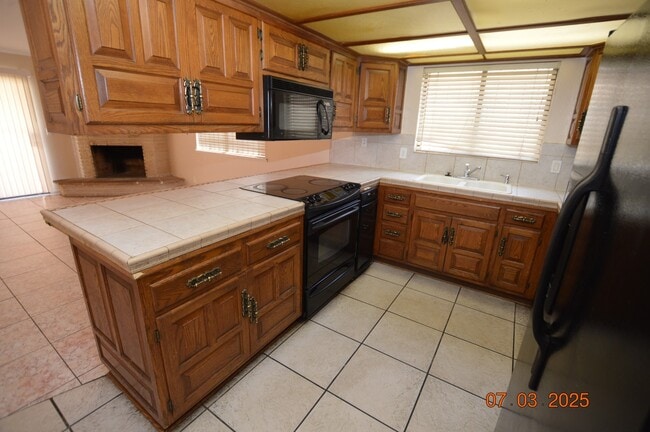 Building Photo - 6486 Bullion Blvd
