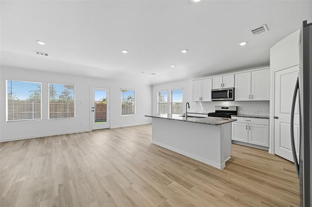 Primary Photo - 6645 Vly Lk Ln