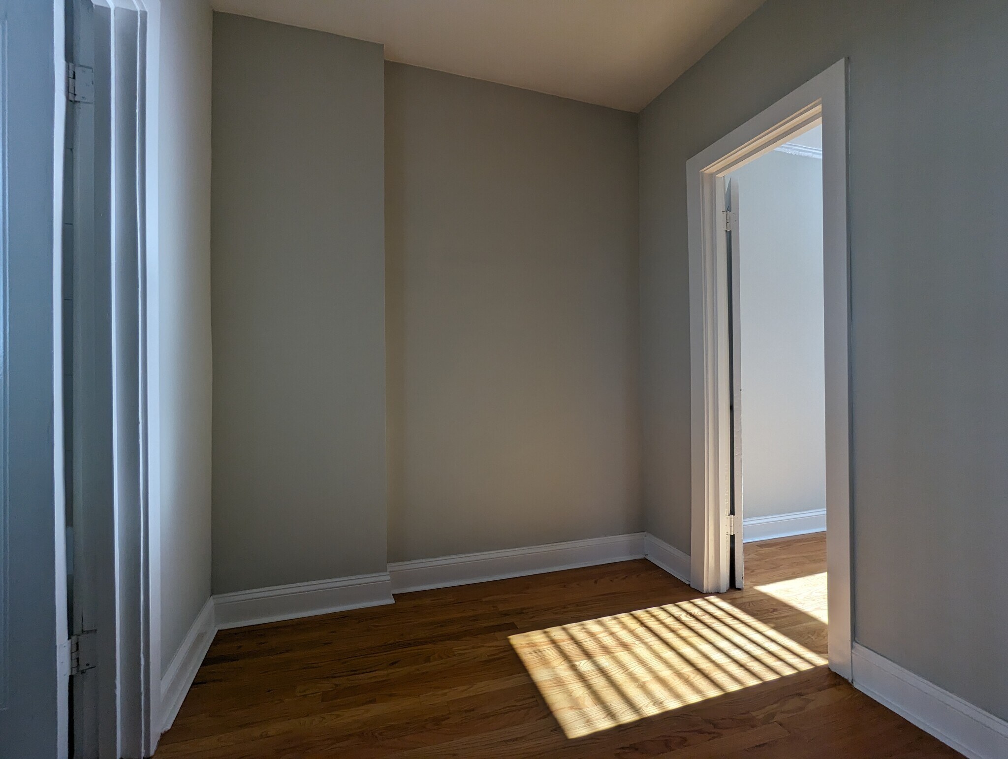 Building Photo - 618 W Patterson