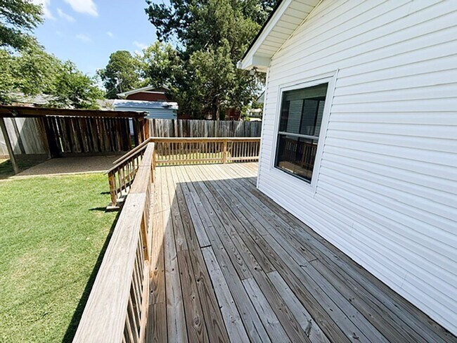 Building Photo - Home for Rent in Benton!