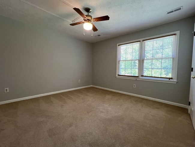 Building Photo - Spacious 5-Bedroom Home on Over Half an Ac...