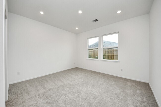 Building Photo - 5615 Buttonbush Ct