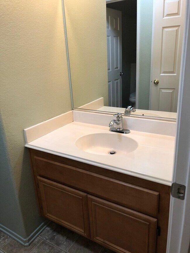 Building Photo - 24829 River Oak Ct