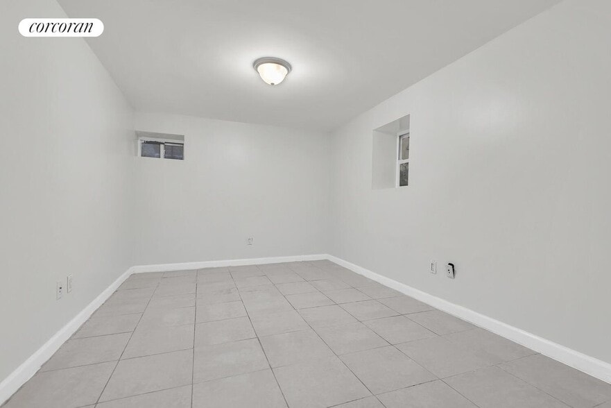 Building Photo - 524 W 123rd St