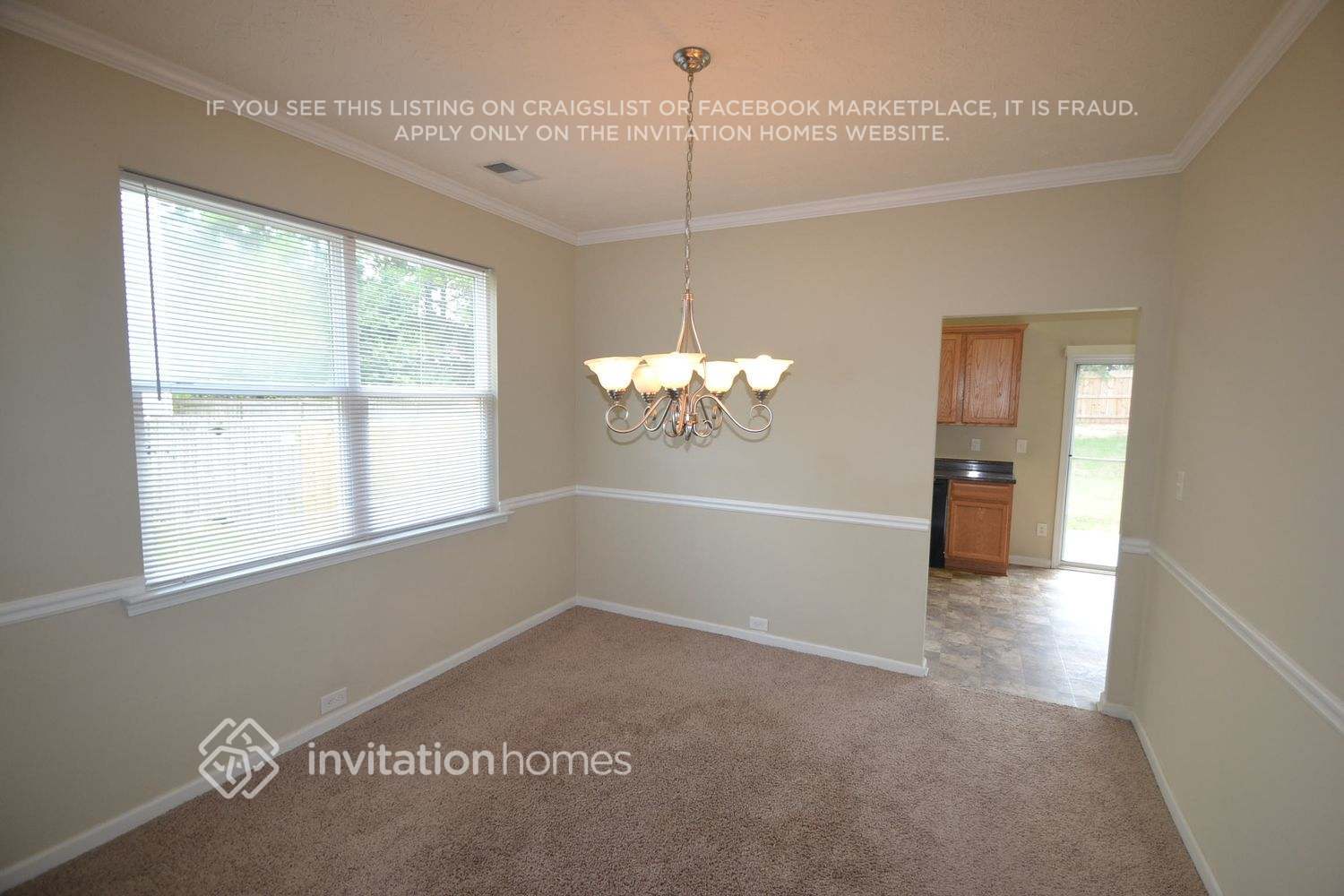 Building Photo - 250 Silver Arrow Cir