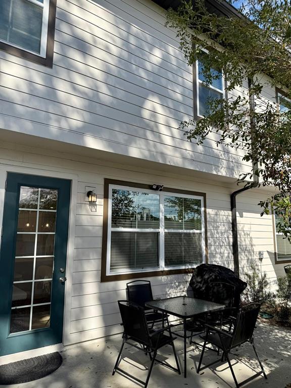 Building Photo - 803 Longboat Dr