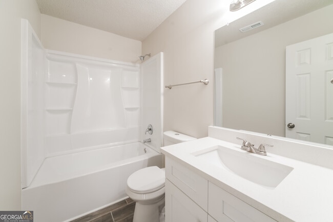 Building Photo - 3265 Trail Point