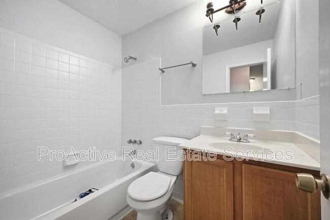 Building Photo - 3228 Dunnbury Ct