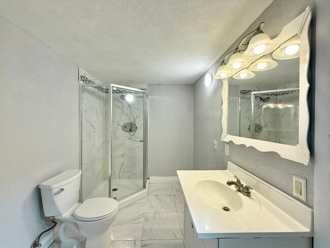 Building Photo - 1436 San Juan Ct
