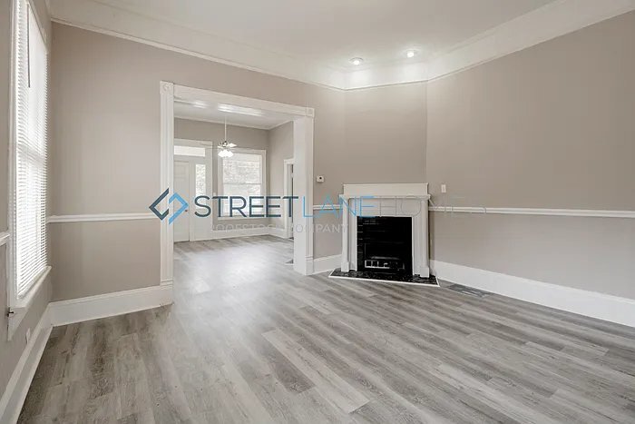 Building Photo - 2566 English Ave