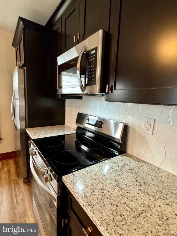 Building Photo - 118 Cocoa Ave