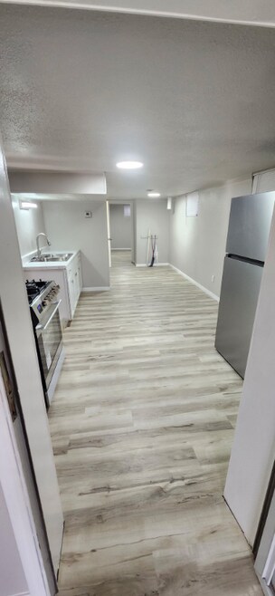 Building Photo - 537 S Hunter St