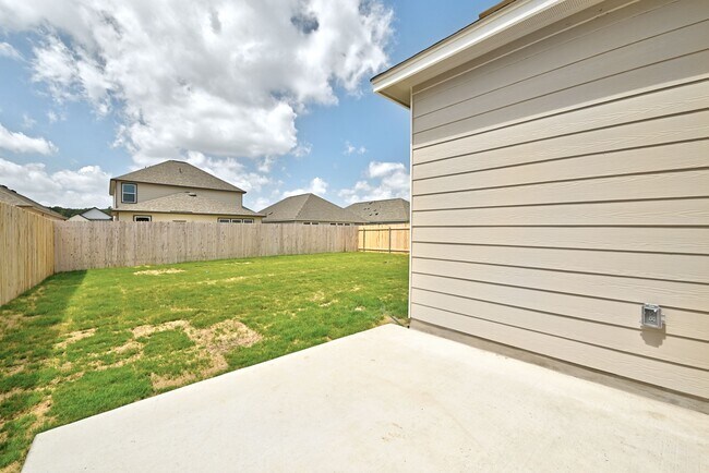 Building Photo - 216 Skipping Stone Run