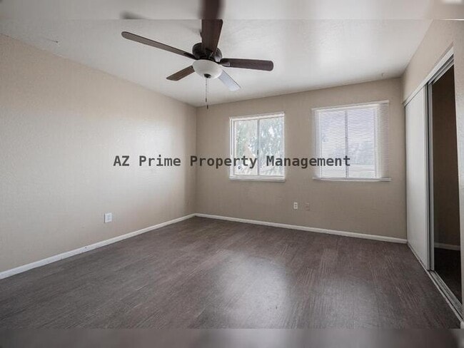 Building Photo - 4513 N 26th Dr