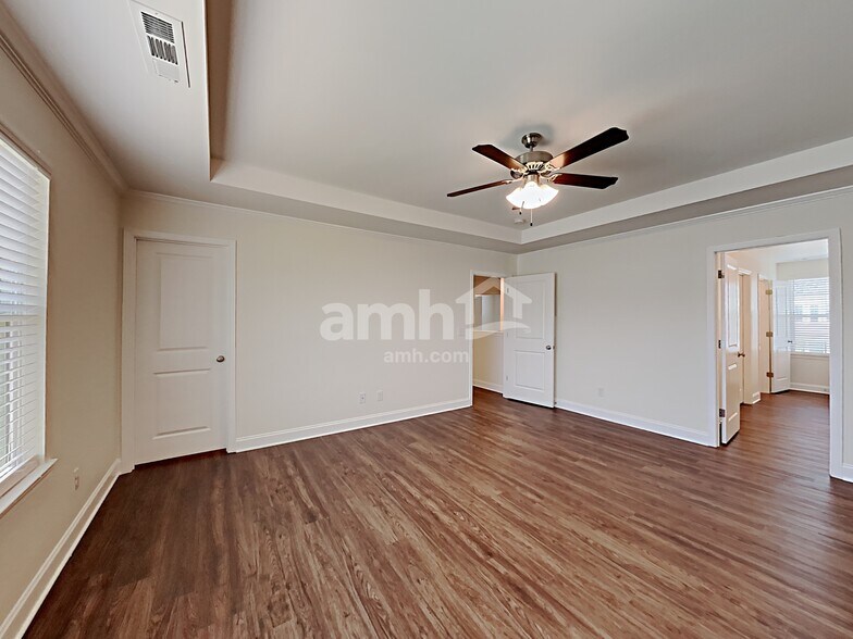 Building Photo - 4028 Birchfield Pl