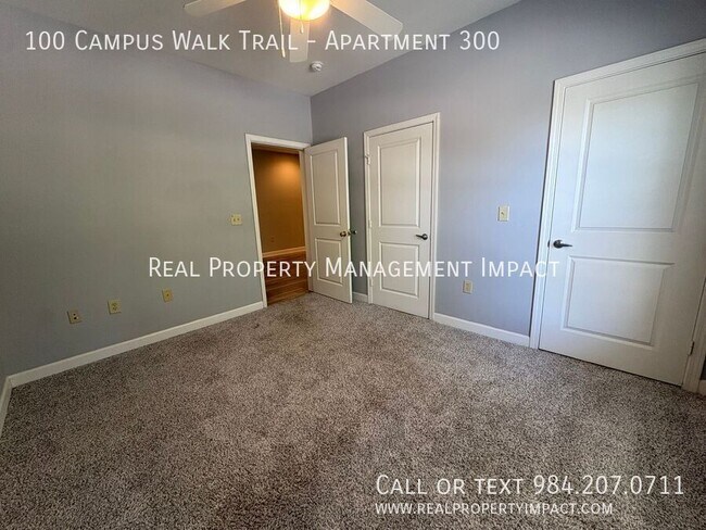 Building Photo - 100 Campus Walk Trl