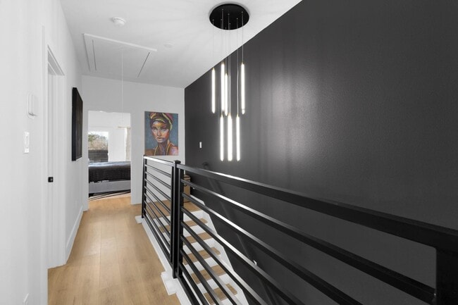 Building Photo - 6726 Dumble St